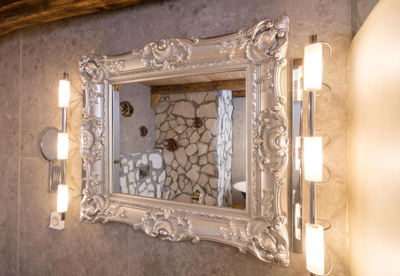 Ble Oneiro Villa Crystal アダマス エクステリア 写真