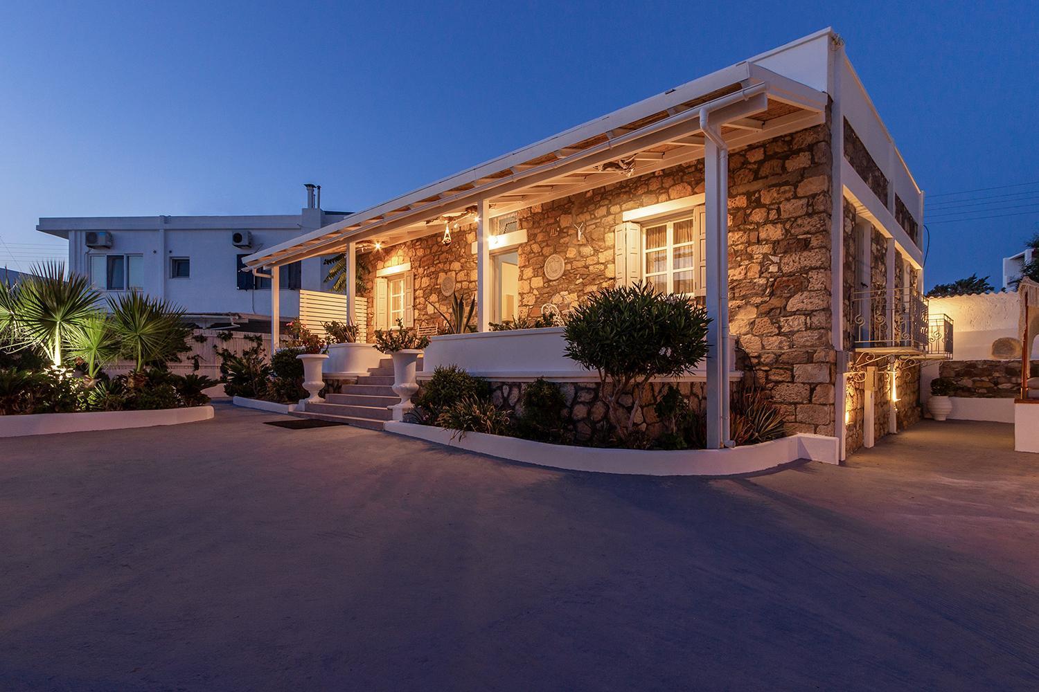 Ble Oneiro Villa Crystal アダマス エクステリア 写真